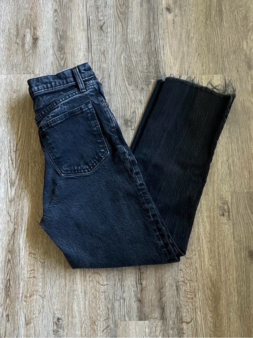 Abercrombie & Fitch Black Ultra High-Rise 90s Straight Jeans
